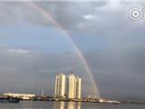龙港上空惊现彩虹 美呆了