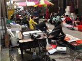 已整治|龙港某小区路边菜场居民发愁 点赞执法部门