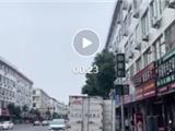 龙港东城路彻底清理“拦路虎”切实“还路于民”