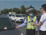龙港行政副中心车位有限 交警提倡绿色出行