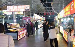 从闲置地到“金疙瘩”！龙虹夜市烟火气里的“三赢”密码