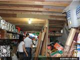 李孝取检查纺织一街安全隐患整改工作 动员居民齐参与