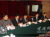 龙港代表团审议县人大常委会、法院、检察院三个工作报告