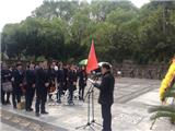 龙港司法分局与壹次心组织社区矫正人员开展悼念革命英烈活动