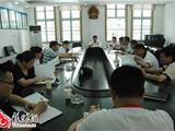 我镇召开人大主席团会议