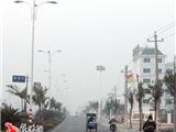 460盏路灯扮靓龙金大道