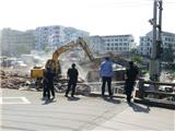 洪宫村岱头河两边乱搭乱建简易房被依法拆除