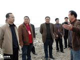 镇党代表、人大代表视察重点工程