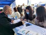 龙港企业组团揽才 200多人达成就职意向