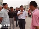 汤宝林在江山检查环境卫生工作