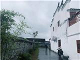 雨中漫步古村，渔夫未曾改变！又见乾头！