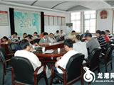 市政协副主席谷定英来我镇协调解决信访案件