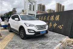 龙港西四街卫生院门口乱停车现象严重