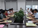 林万乐参加各代表团审议