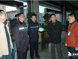 镇长李道骥检查我镇春运工作