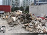 建筑垃圾随意倾倒影响市容市貌 此举实为不该！